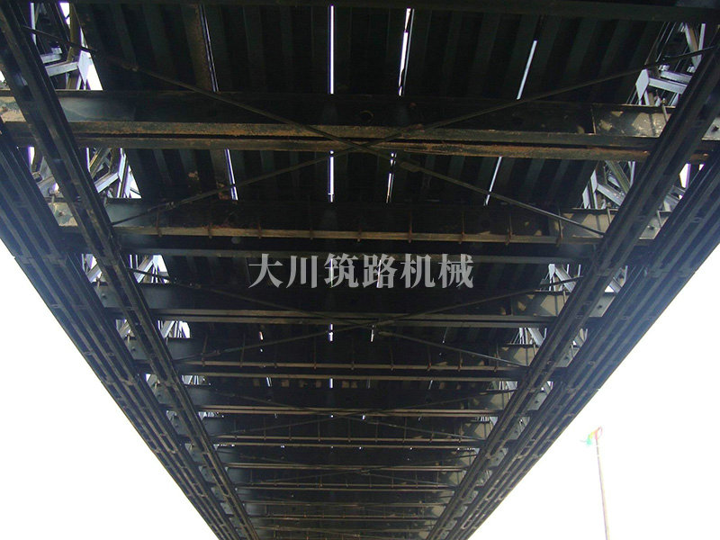 郴州大川筑路機械有限公司,湖南筑養(yǎng)路工程機械生產銷售,湖南筑養(yǎng)路工程鋼橋生產銷售